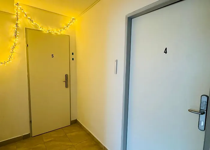 Shiyue Apartman