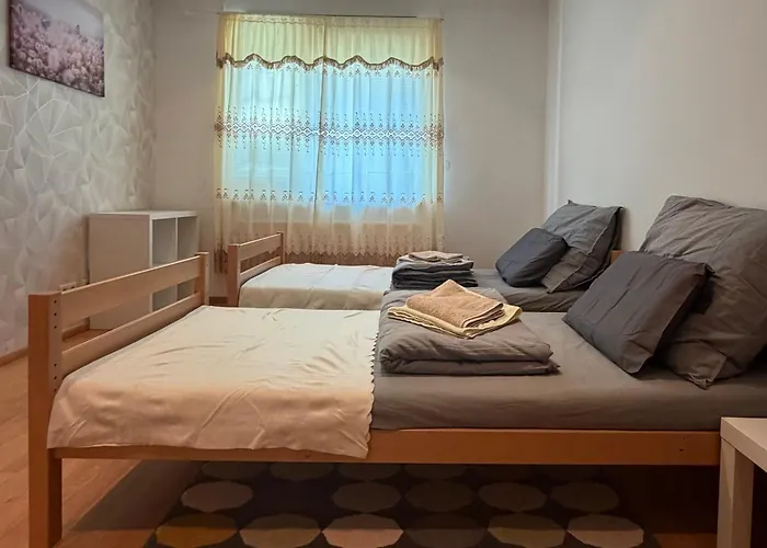 Shiyue Apartman